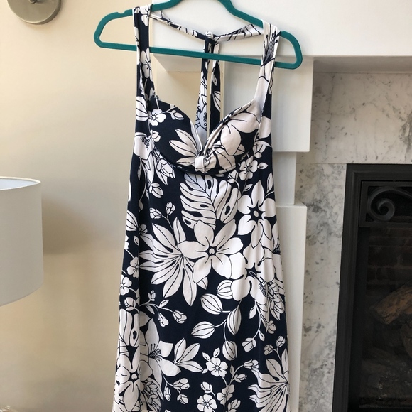 Tommy Bahama Dresses & Skirts - Tommy Bahama Dress Tommy Bahama Dresses & Skirts - Tommy Bahama Dress